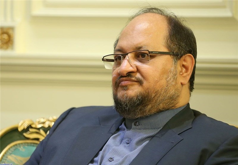 منسوجات ایرانی را یک زمانی در لندن کپی می‌کردند