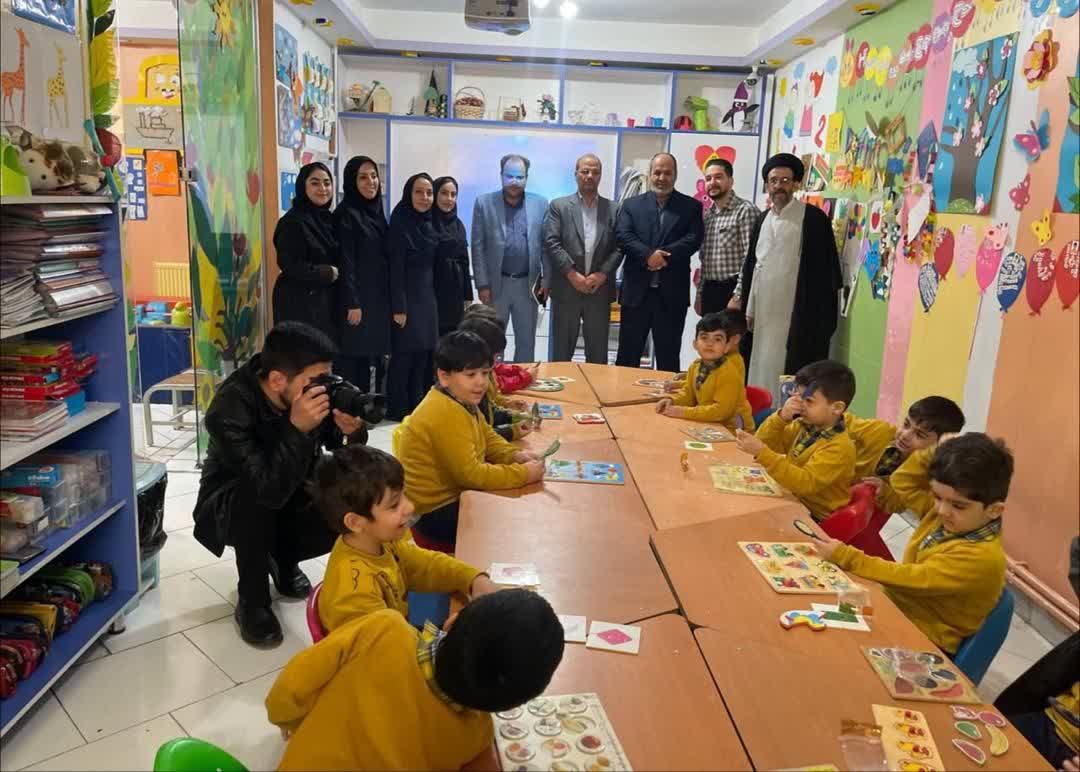 بازدید سرزده  فرماندار تبریز از اولین مدرسه مبتنی بر فناوری اطلاعات و مهارت محوری شمالغرب فن آوران نو